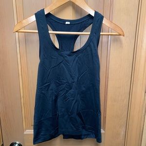 Lululemon swiftly tech racer back race length